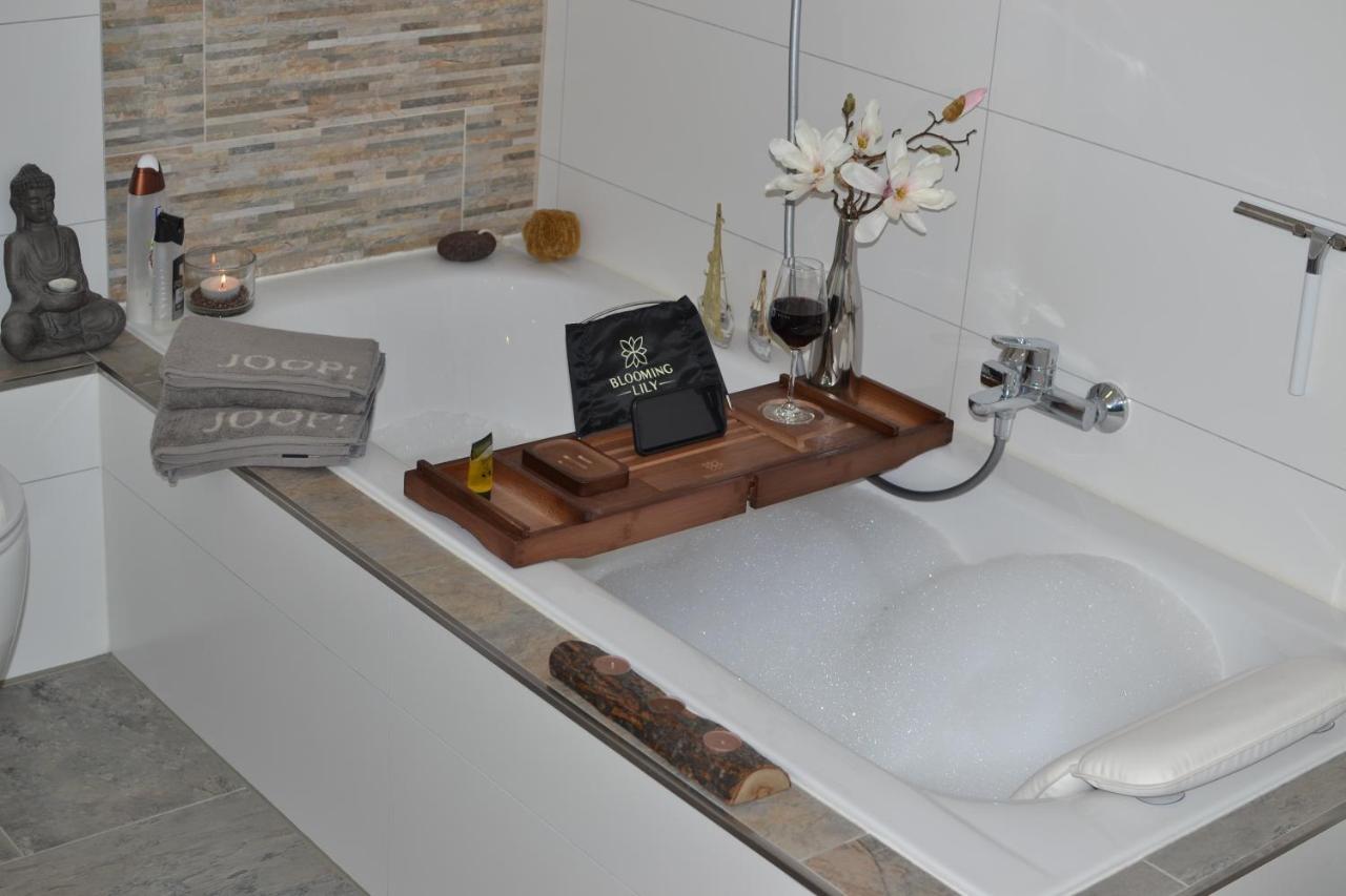 5 Sterne Apartment Auszeit Wilhelmsdorf Buitenkant foto